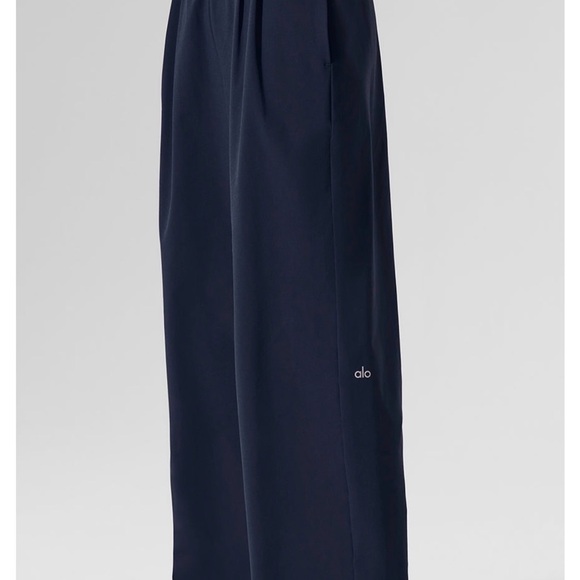 Alo Navy Wide-Leg Pants never worn brand new without tags - Picture 5 of 8
